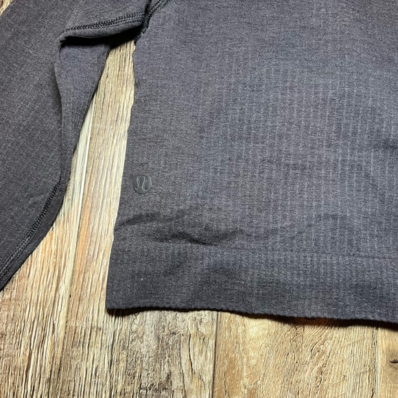 Lululemon Ebb to Street Long Sleeve Black Size 8 - Picture 7 of 7